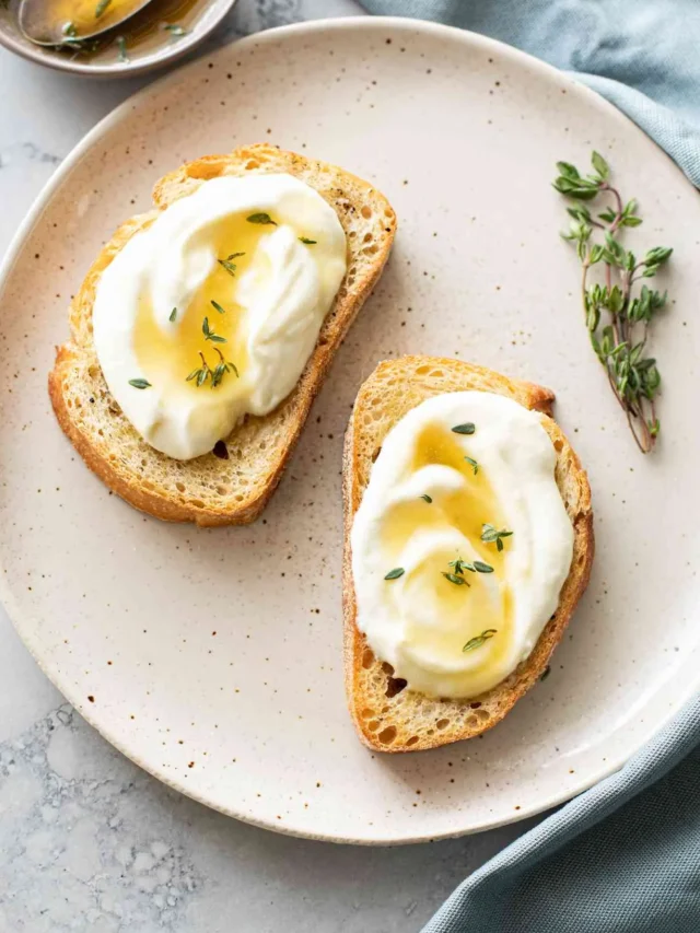Easy Whipped Ricotta Toast