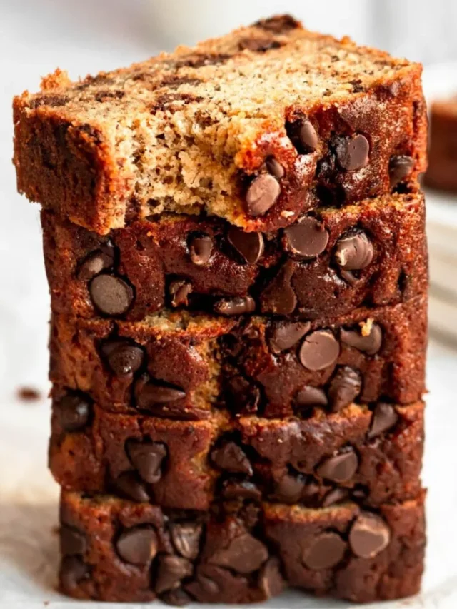 One-Bowl Chocolate Chip Banana Bread Recipe